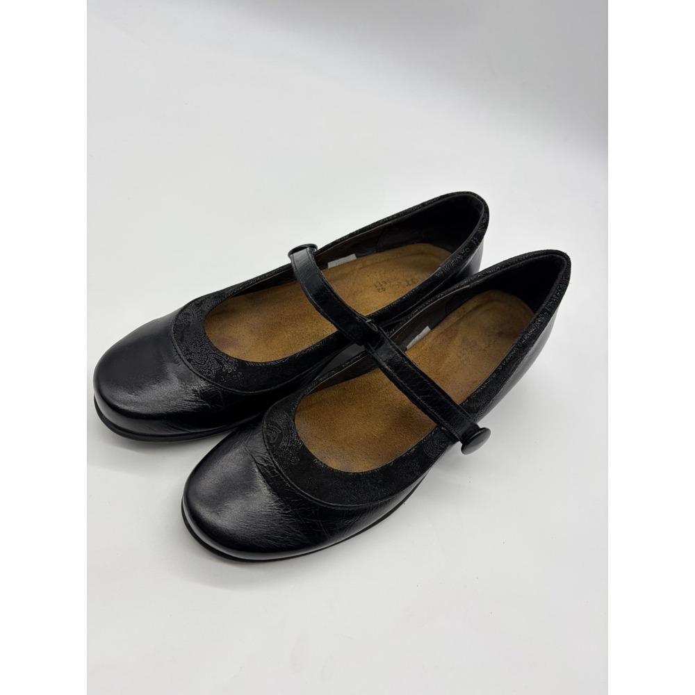 NAOT Black Leather Mary Jane Slip On Loafers Comfort Shoes EUR39 US 11 Floral - Picture 2 of 8